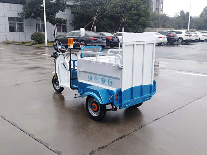 三轮挂桶车.gif 三轮挂桶车.gif