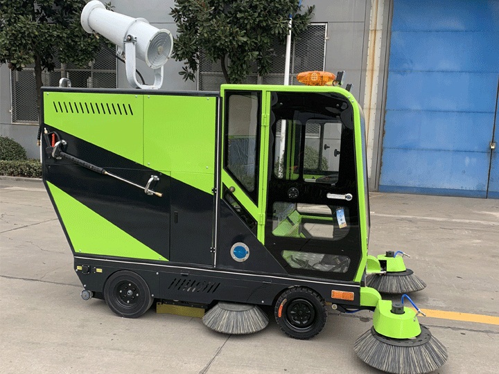 多功能清扫车.jpg 多功能清扫车.jpg