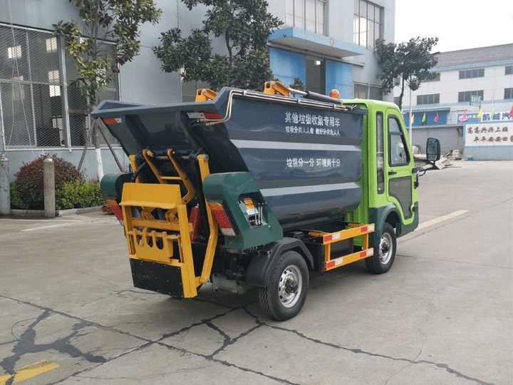 电动后翻桶车.jpg 电动后翻桶车.jpg