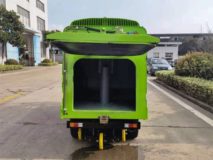 四轮纯吸式扫路车.jpg 四轮纯吸式扫路车.jpg