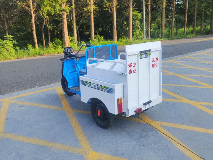 单桶垃圾收运车.jpg 单桶垃圾收运车.jpg